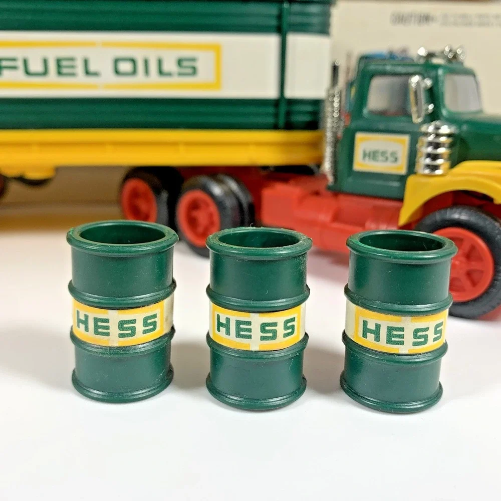 RARE Vintage‎ 1976 HESS Toy Tanker Truck w/ Barrels & Card in Original Box